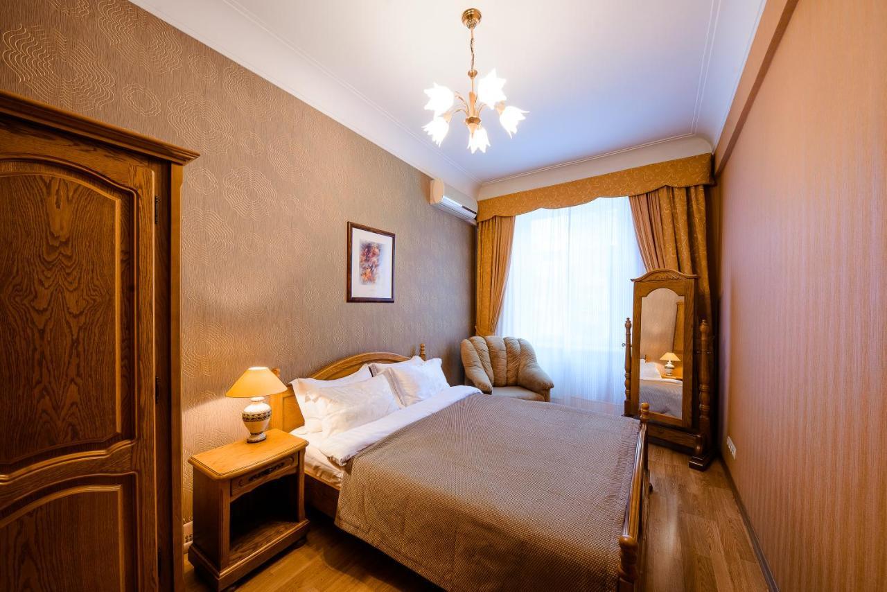 Boutique Apart-Hotel Sherborne Kyiv Exterior foto