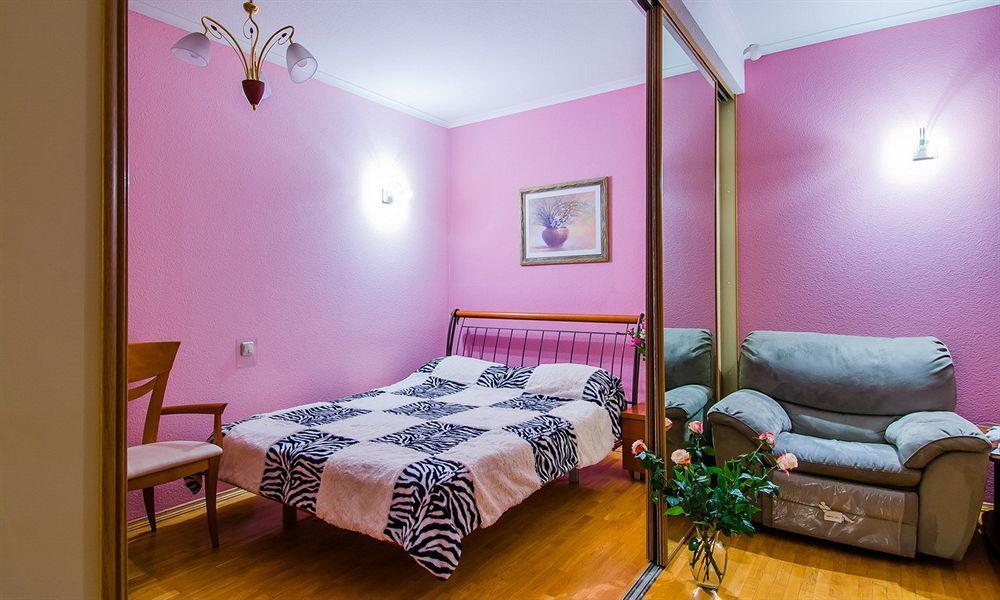 Boutique Apart-Hotel Sherborne Kyiv Exterior foto