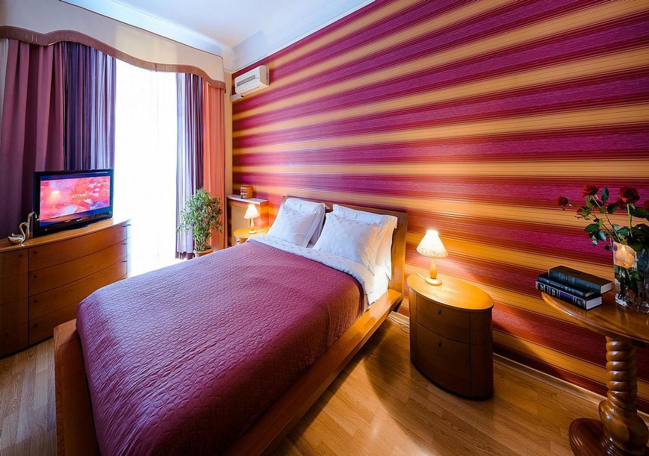 Boutique Apart-Hotel Sherborne Kyiv Exterior foto